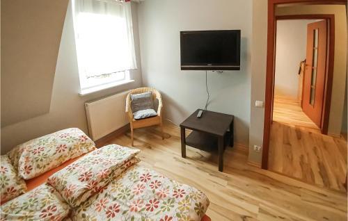 Nice Home In Darlowo W/ Wifi And 3 Bedrooms