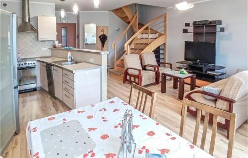 Nice Home In Darlowo W/ Wifi And 3 Bedrooms