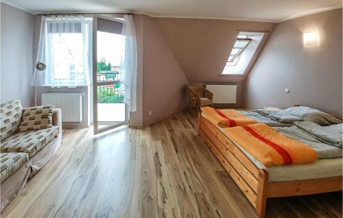 Nice Home In Darlowo W/ Wifi And 3 Bedrooms