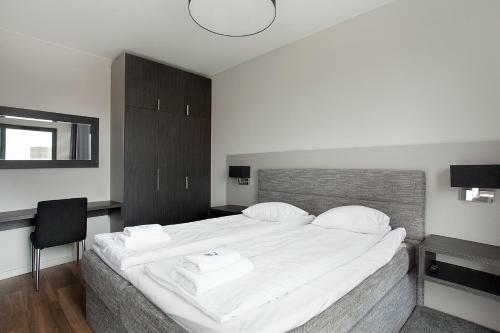 Ms Apartments Bra Bank I