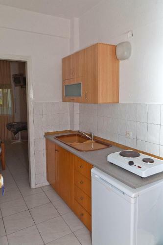 Artemis Apartments