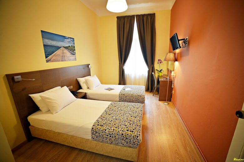 Hotel Orestias Kastorias