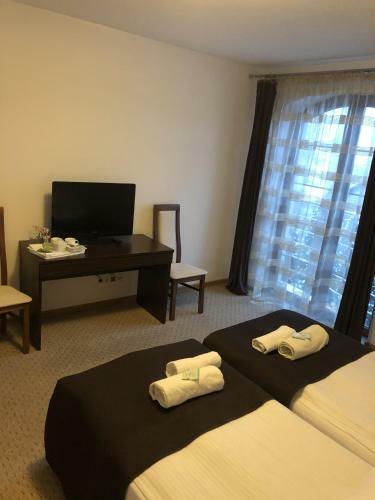 Hostal Rezydencja Szmaragdowy Ogr�d