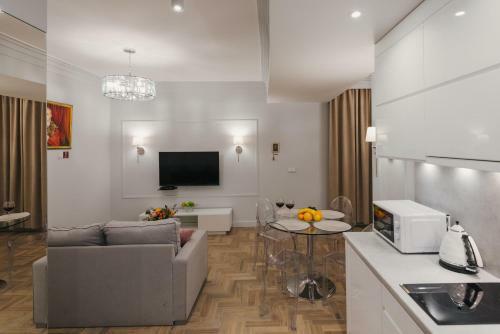 Movart Boutique Aparthotel