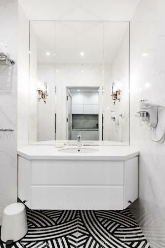 Movart Boutique Aparthotel