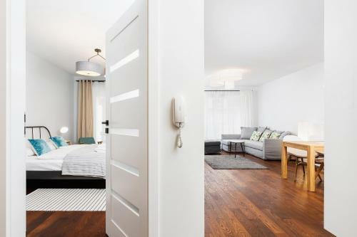 Apartments Cracow ?lusarska By Renters