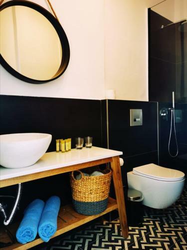 Hotel Port 7- Boutique Collection
