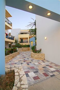 Aparthotel Radamanthy's Hotel Apartments