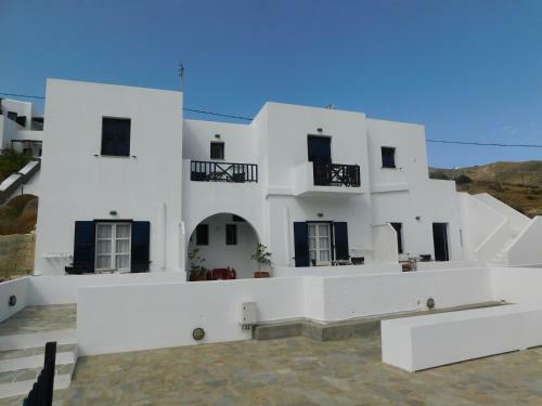 Bed & Breakfast ?ymanemi Folegandros