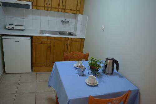 Hotel Montes Apartments & Studios