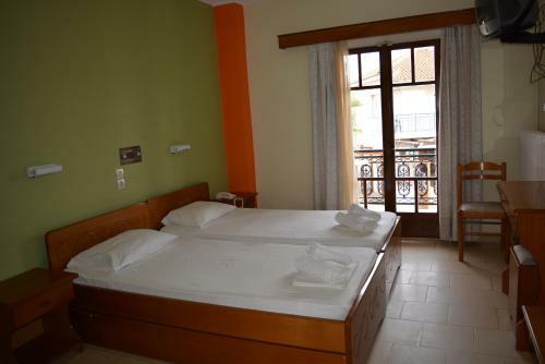 Hotel Montes Apartments & Studios