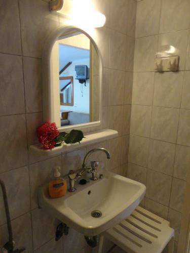 Hotel Montes Apartments & Studios