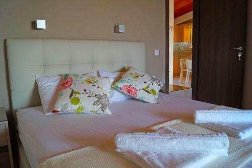 Pouliezos Koklanis Zante Apartments