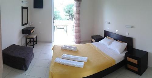 Pouliezos Koklanis Zante Apartments