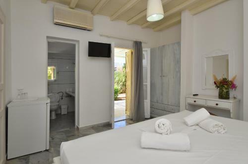 Hotel Surfing Beach Village Paros