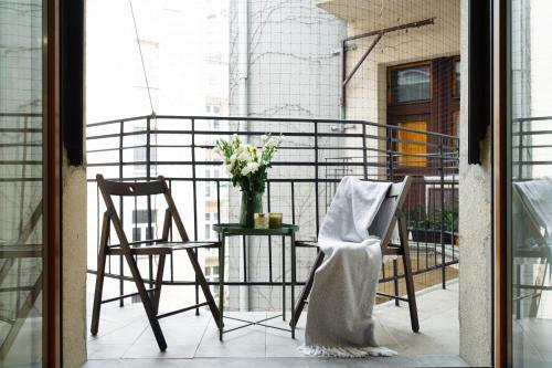 Avenue Apartment By Loft Affair