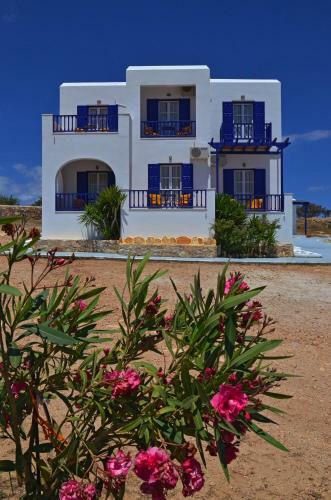 Hostal Petros Rooms