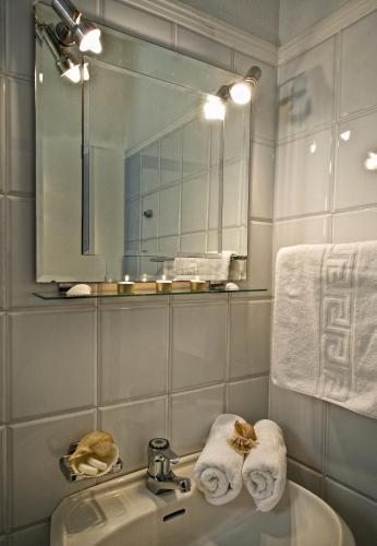 Lazaridis Luxury Studios & Apartments