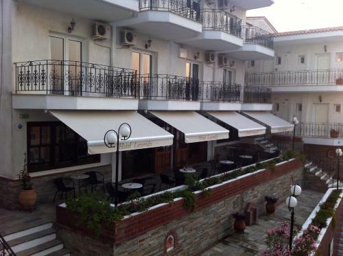 Lazaridis Luxury Studios & Apartments
