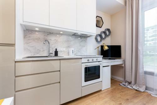 Mokotow Business Center Apartments By Renters