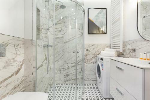 Mokotow Business Center Apartments By Renters