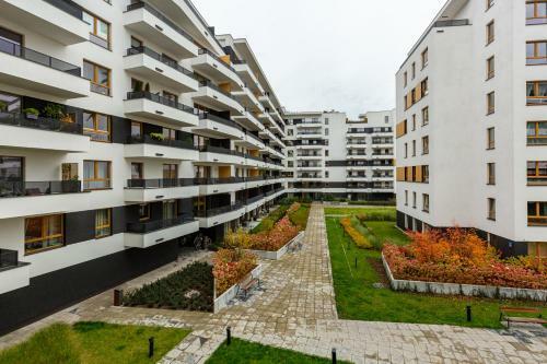 Mokotow Business Center Apartments By Renters
