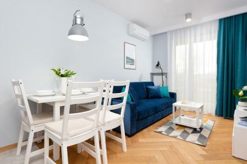 Mokotow Business Center Apartments By Renters
