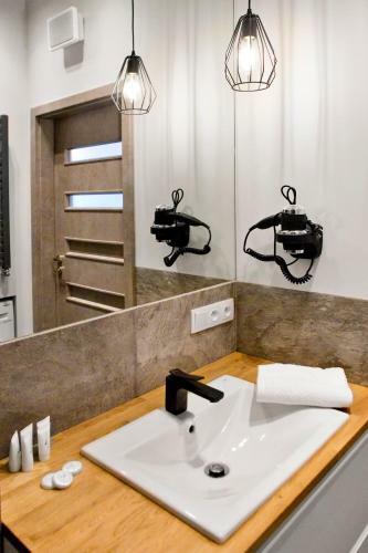 Prymasa Tysiaclecia - P&o Serviced Apartments