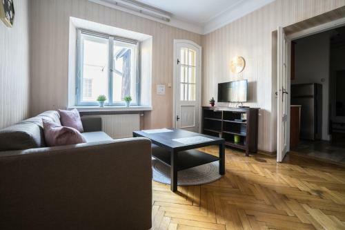 Elegant Apartment Royal Route II