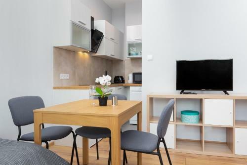 Apartment Warsaw Pu?awska By Renters