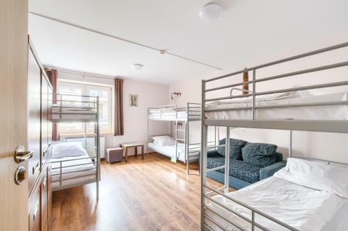 Hostel Stara Praga Po?udnie Na Wiatracznej