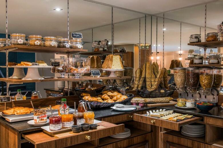 Hotel Mercure Paris Suresnes Longchamp
