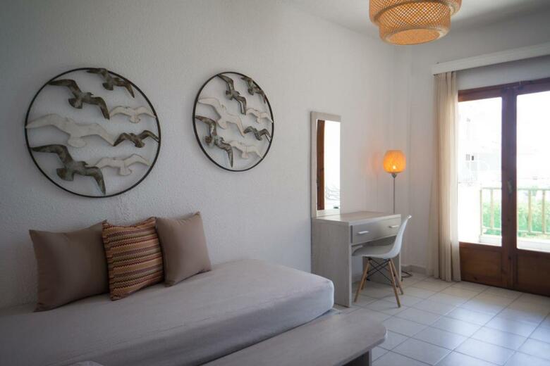 Aparthotel Alkinoos Beach Hotel