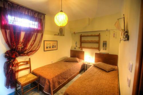 Anna Karra Studios & Apartments