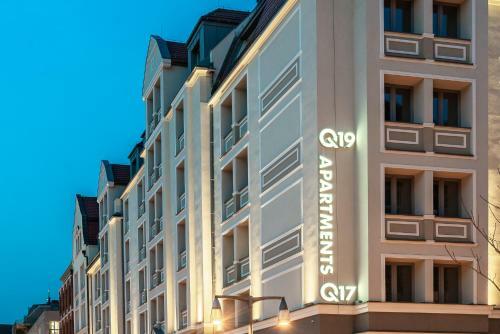 Q19 Apartments