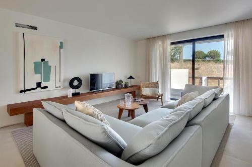New! Villa Ocean Marina, Heatable Pool!