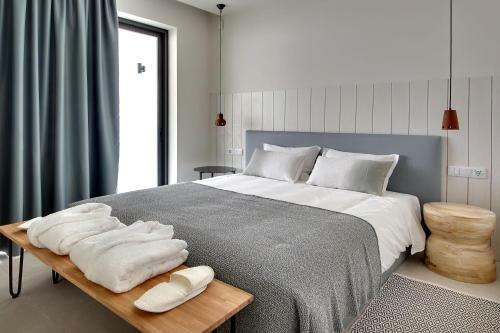 New! Villa Ocean Marina, Heatable Pool!