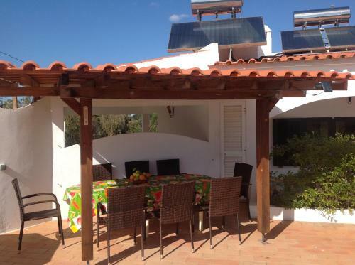 Villa Family Getaway In The Algarve