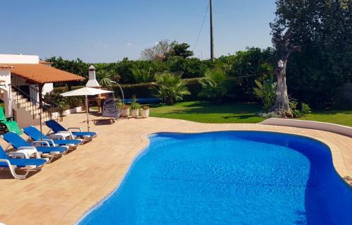 Villa Family Getaway In The Algarve