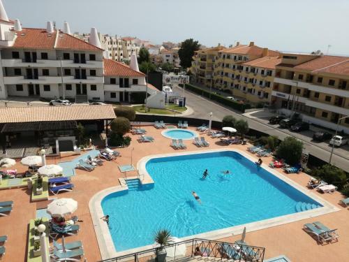 Oura Apartamentos
