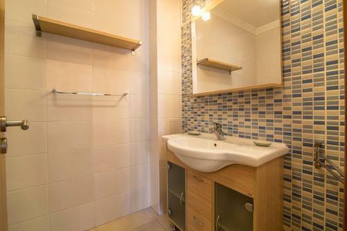 Luxury Apartment In S�o Rafael