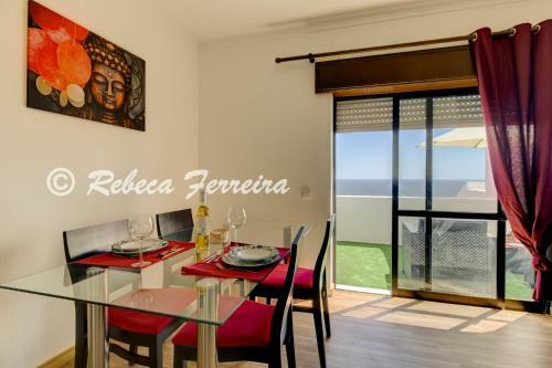 Carvoeiro Apartment Sleeps 4 Wifi