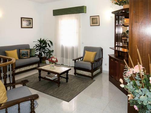 Cerro Do Lobo Villa Sleeps 8 With Pool Air Con And Wifi