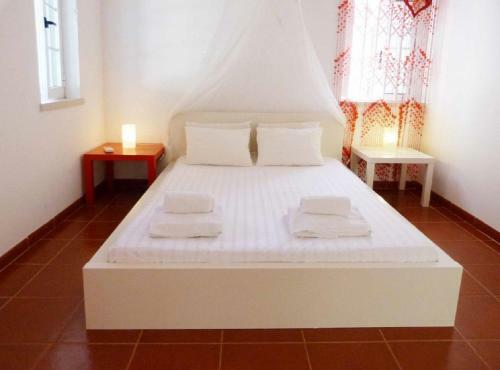 Villa Charneca