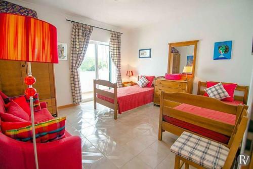 Villa In Cavacos Sleeps 10 With Pool Air Con And Wifi
