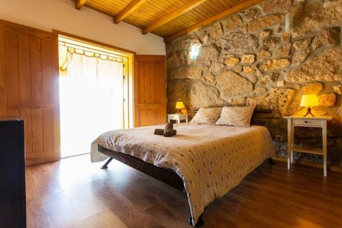 Luxury Spacious Farmhouse With Great Land Viewa