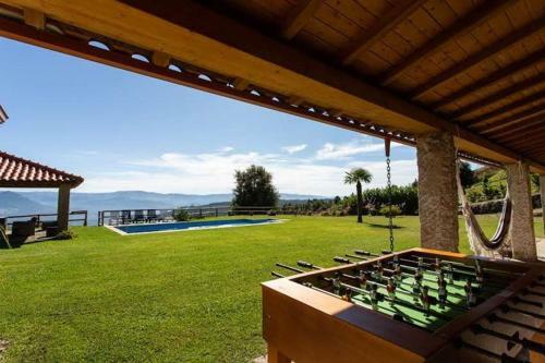 Luxury Spacious Farmhouse With Great Land Viewa