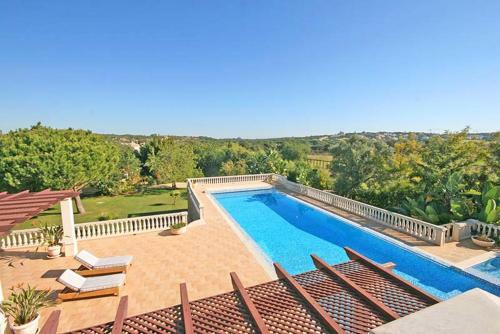 Ferrarias Villa Sleeps 12 Pool Air Con Wifi