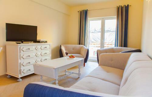 C10 - Lagos Center Apartment