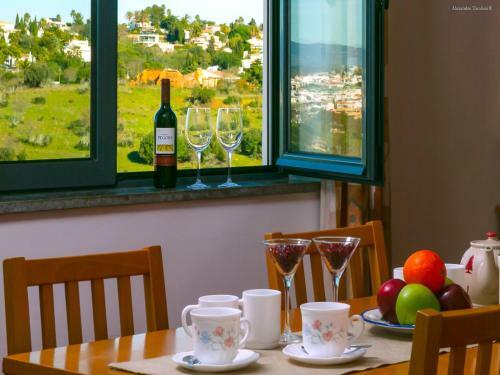 A22 - Mountain View & Sea Brease Apartment